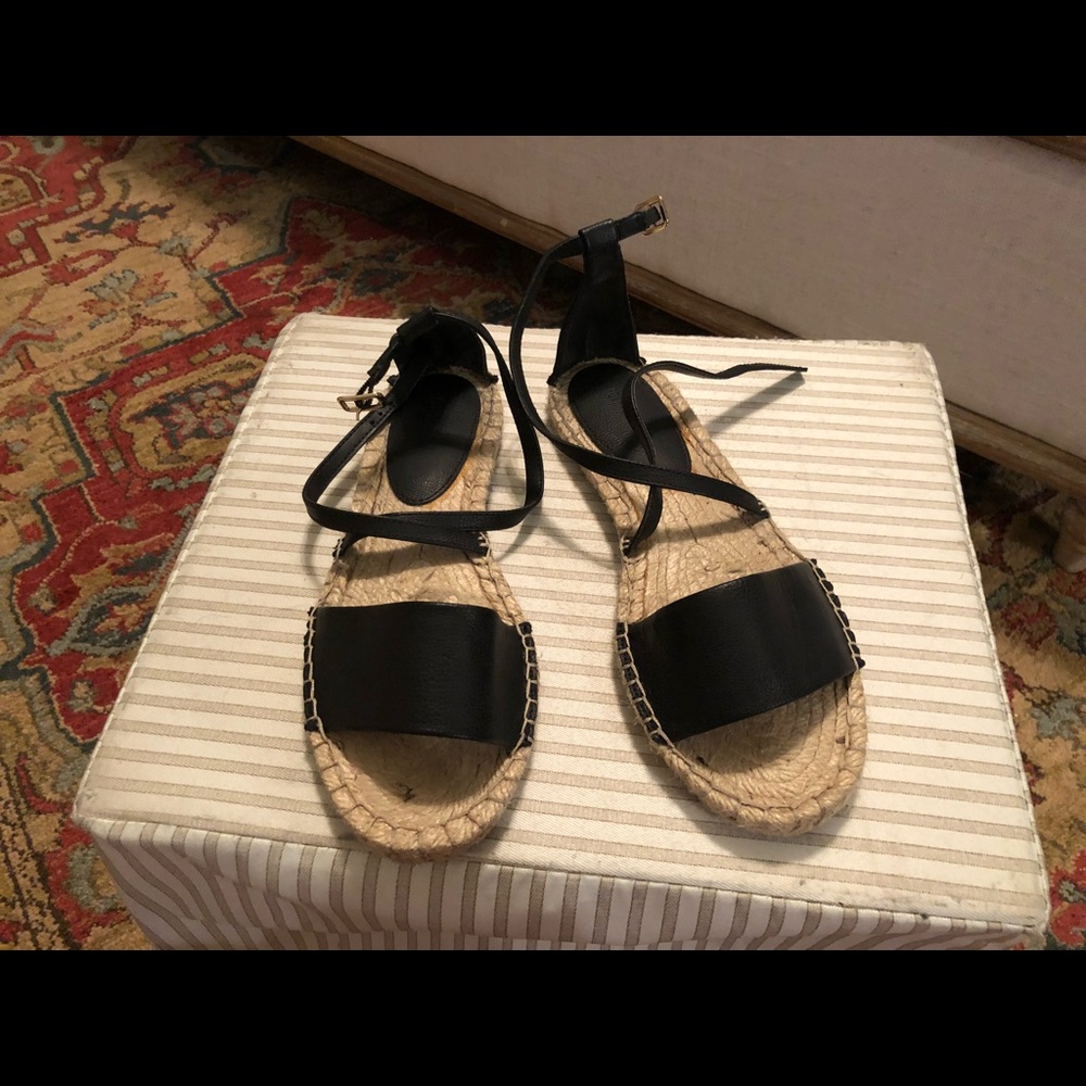 Sandles - Picture 4 of 4